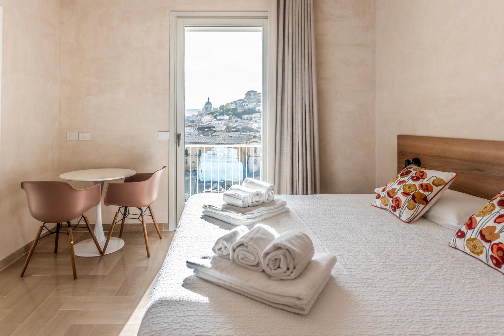 La Casa Di Irene - Suites Con Vista Ragusa Exteriér fotografie